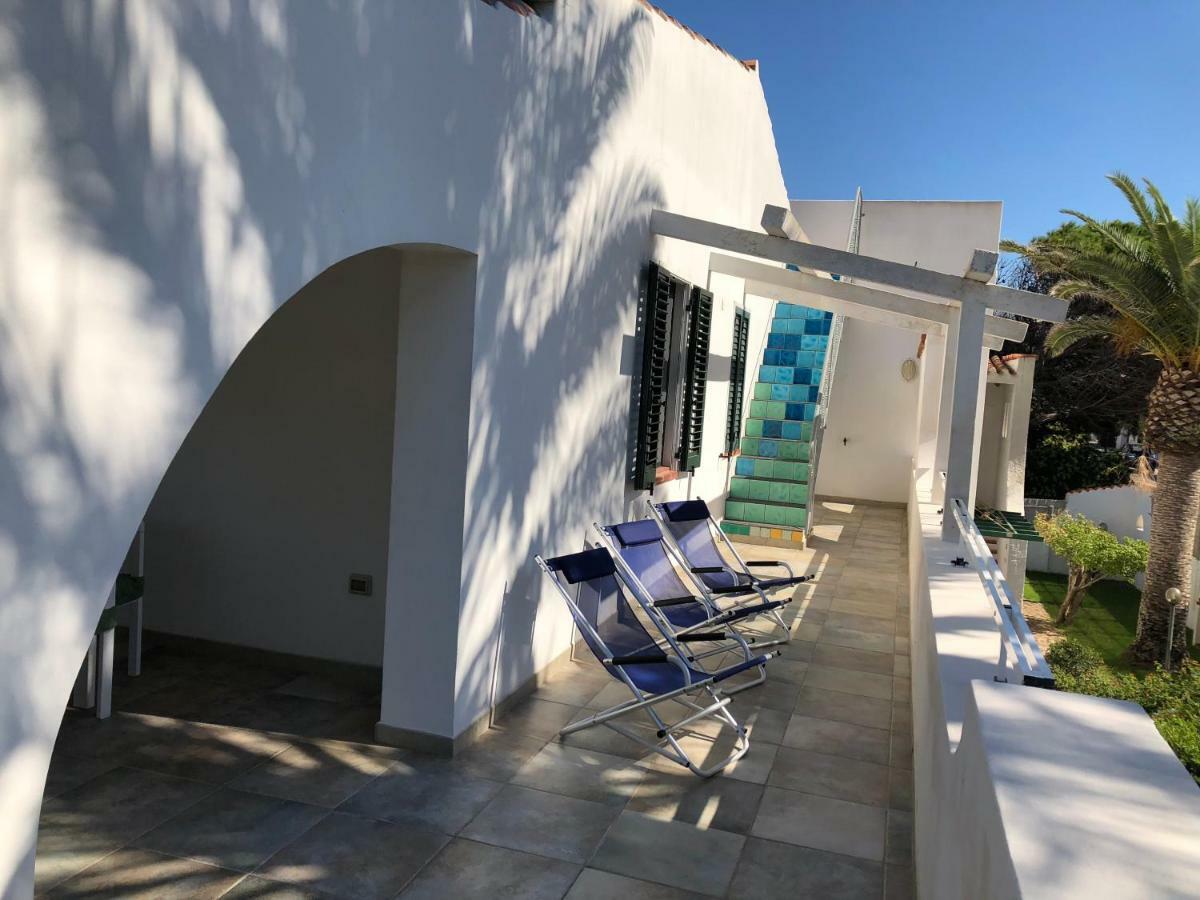 20 Via Sotto Torre Villa Calasetta Bagian luar foto